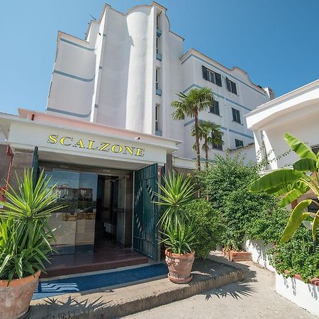 Albergo Scalzone Castel Volturno Exteriör bild